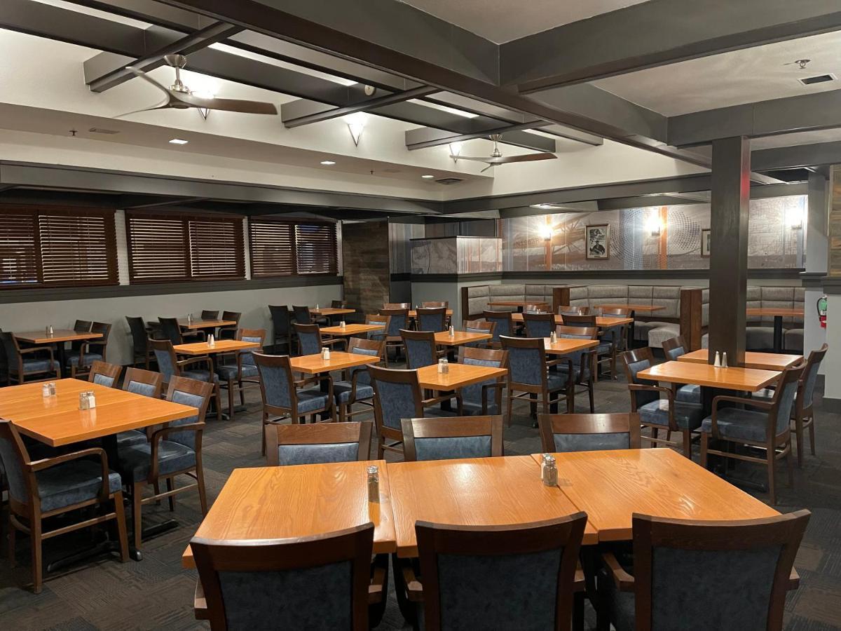 Coast Inn At Lake Hood Anchorage Ngoại thất bức ảnh